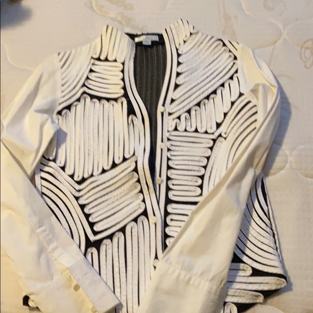 Black -white t shirt